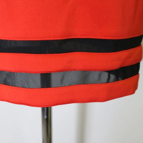 GUESS Striped Open back Sheath Dress Like New Sz Small 4-6 Wmn - Picture 5 of 8